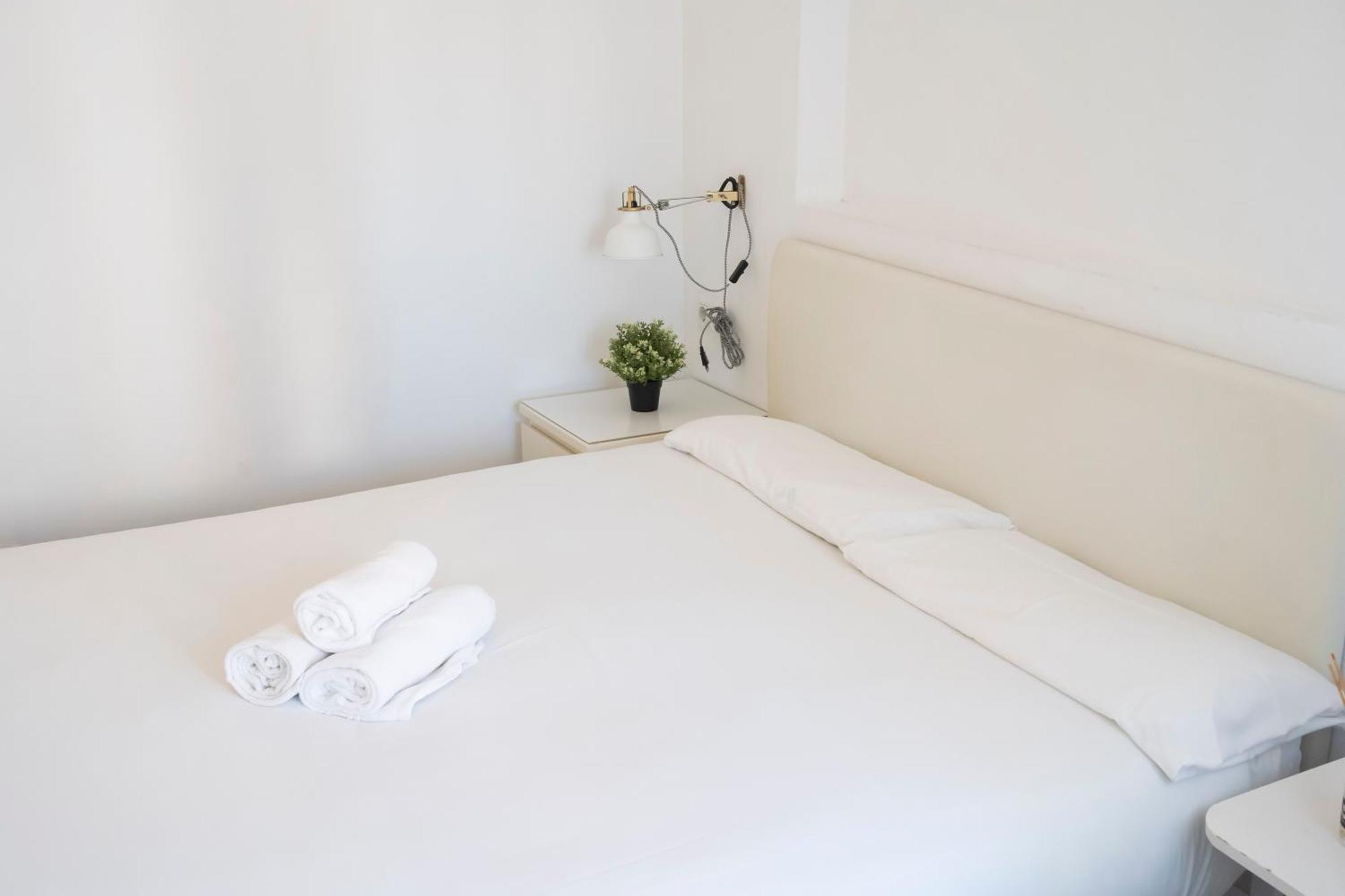 Apartamento Coqueto Malaga Exterior photo